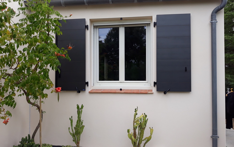 Volets battants épurés à BURES SUR YVETTE