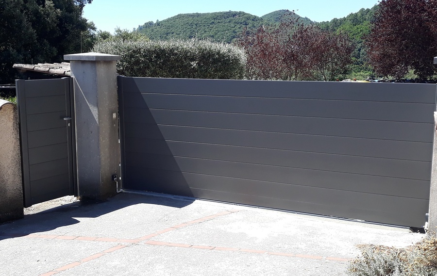 Nos modèles de portails ALU à BURES SUR YVETTE